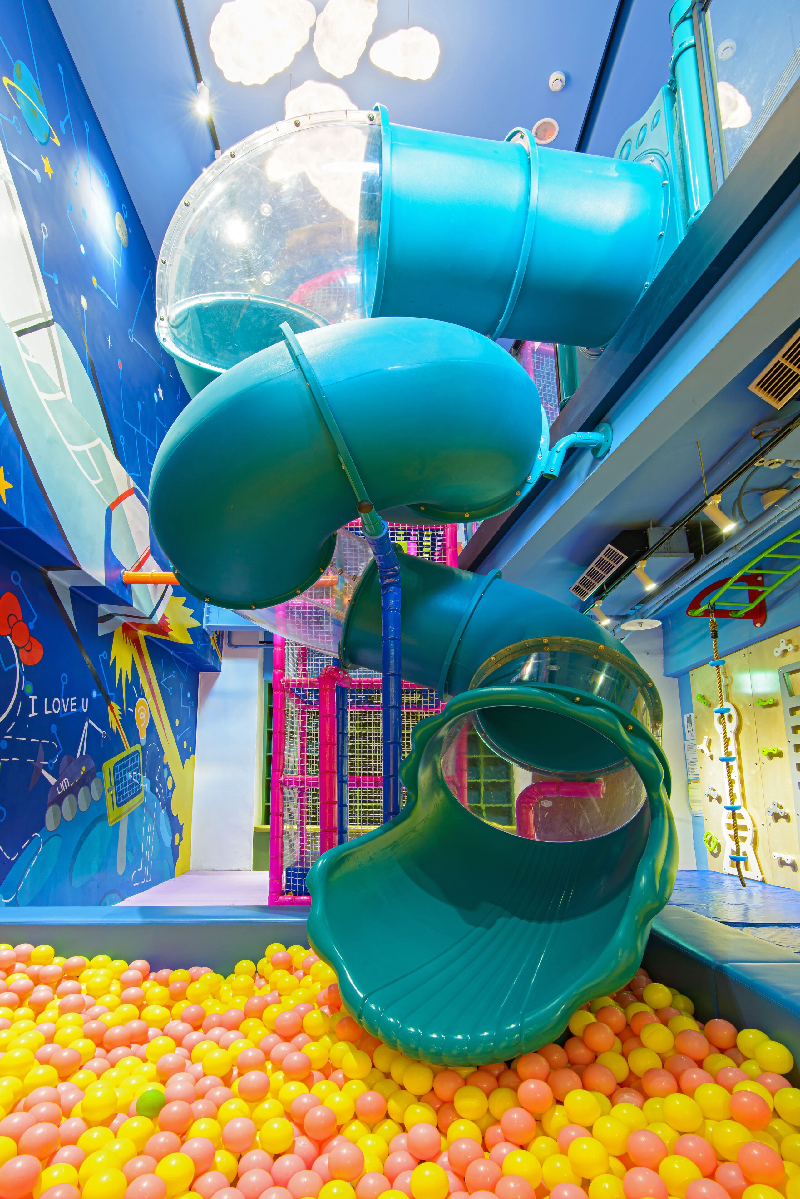 Children's play area - indoor