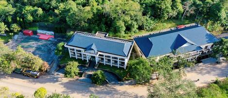 Fachada de la propiedad