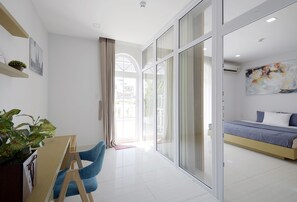 Exclusive Suite, City View | In-room safe, desk, iron/ironing board, free WiFi - Babylon D3 Serviced Apartment (Ho Chi Minh City)
