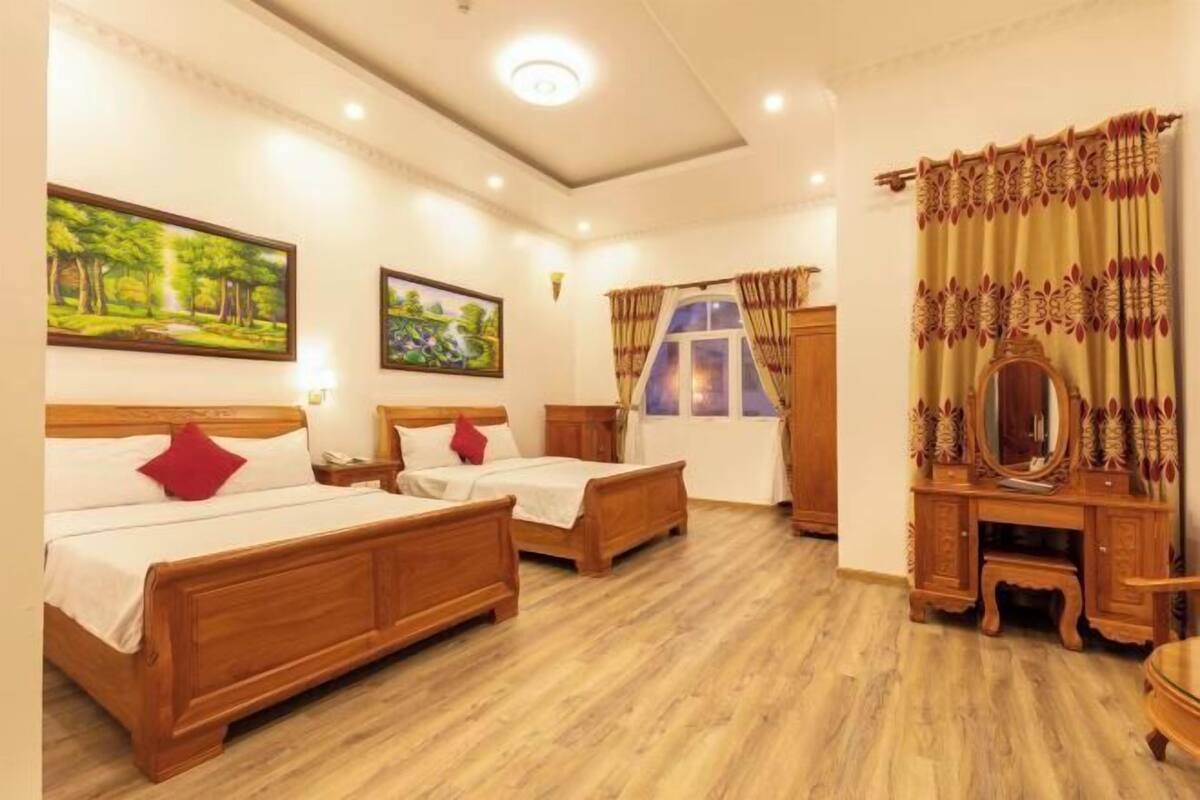 Minibar, in-room safe, desk, blackout curtains