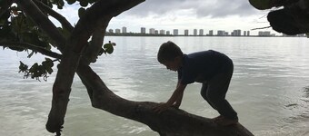 Minutter til stranden!