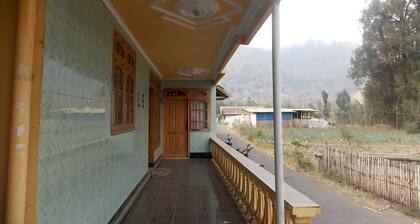 Bromo Authentic Homestay