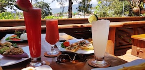 Food and drink - Rikitikitavi (Kampot)