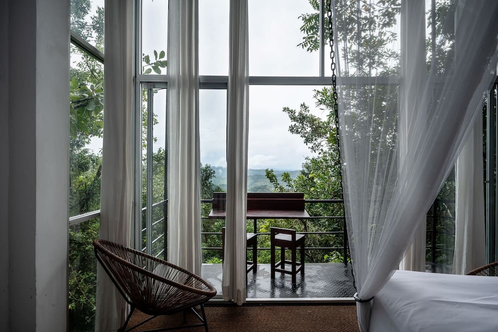 Treehouse Chalets