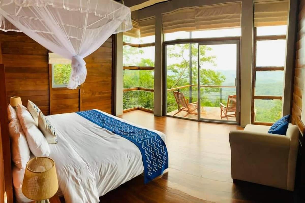 Chalet, Meerdere bedden, uitzicht op bergen | Luxe beddengoed, donsdekens, een kluis op de kamer