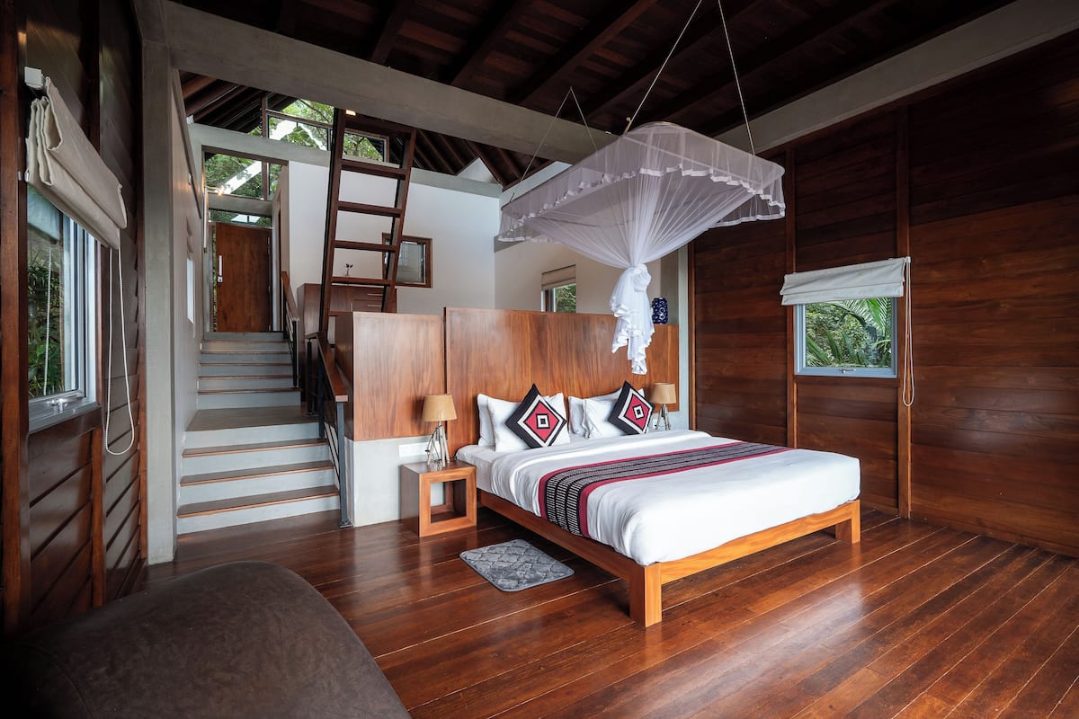 木屋, 多张床, 山景 | 高档床上用品、羽绒被、客房内保险箱、特色家居