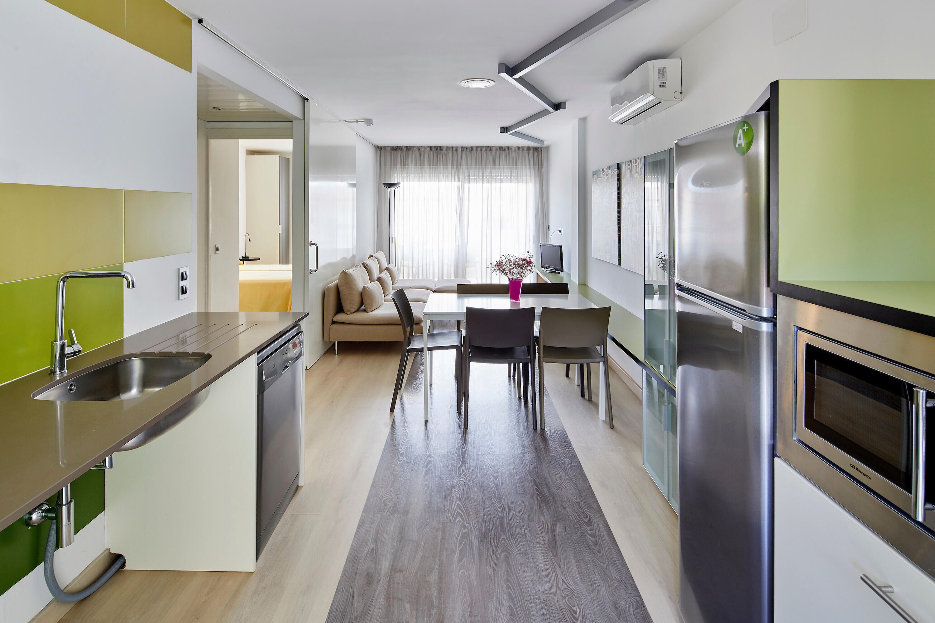 Fridge, microwave, oven, dishwasher