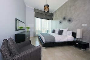 Apartment | 4 bedrooms, in-room safe, iron/ironing board, free WiFi - Signature Holiday Homes - The Penthouse (Dubai)