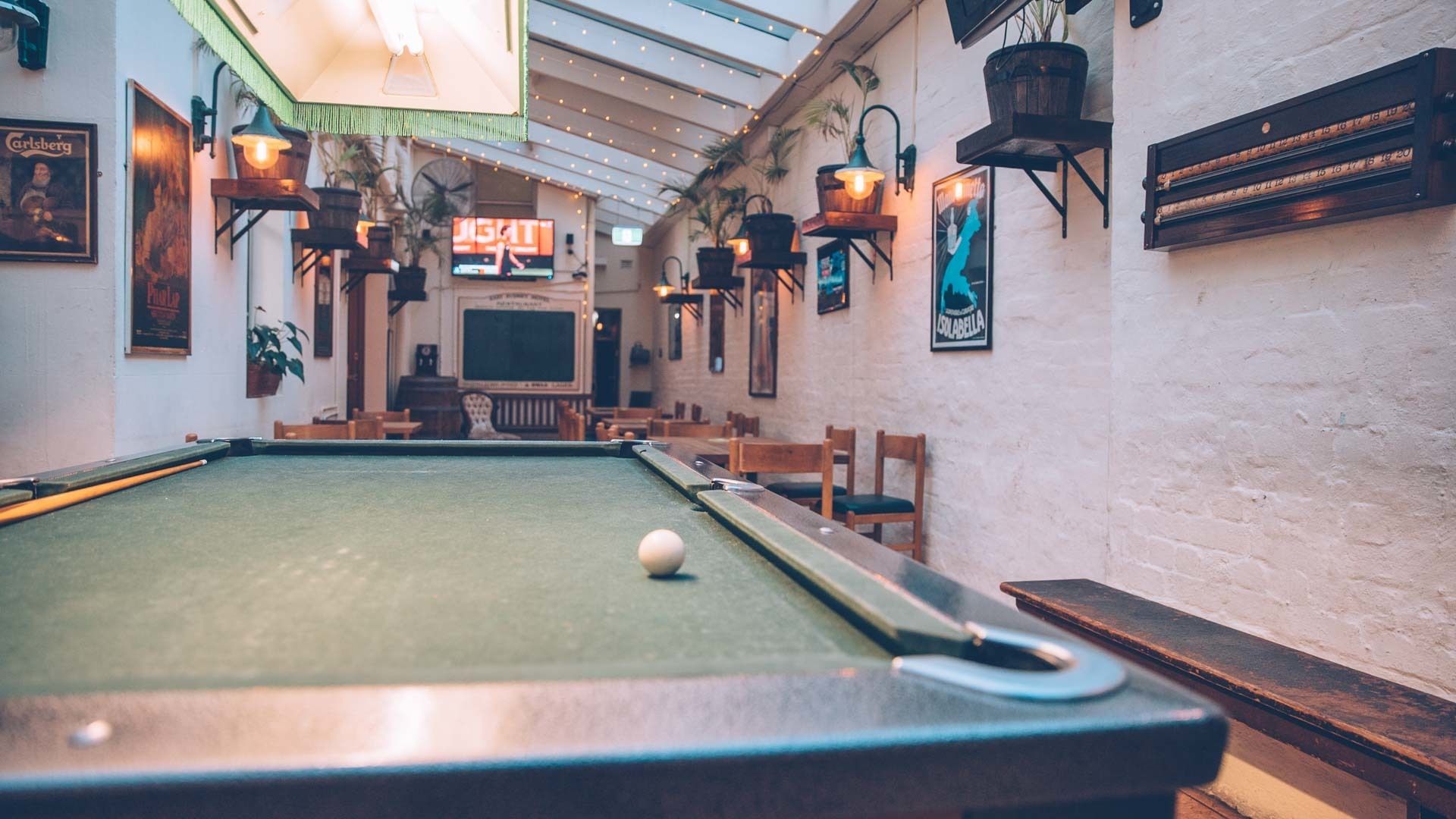 Sports bar