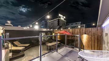 Luxury Penthouse (Breakfast Provided Except for Monday) | Terrace/patio