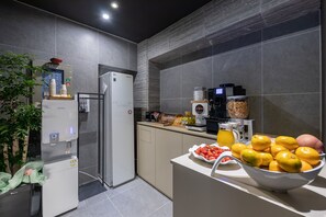 Petit déjeuner continental compris tous les jours