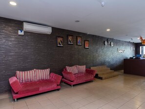 Lobby - OYO 960 I Harmony Hotel (Johor Bahru)