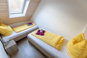 Unclassified image, 4 of 22, button