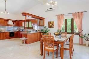 Villa (3 Bedrooms) | Interior