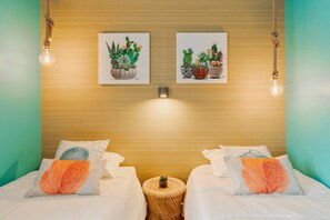 1 makuuhuone, silitysrauta/-lauta, internet, vuodevaatteet