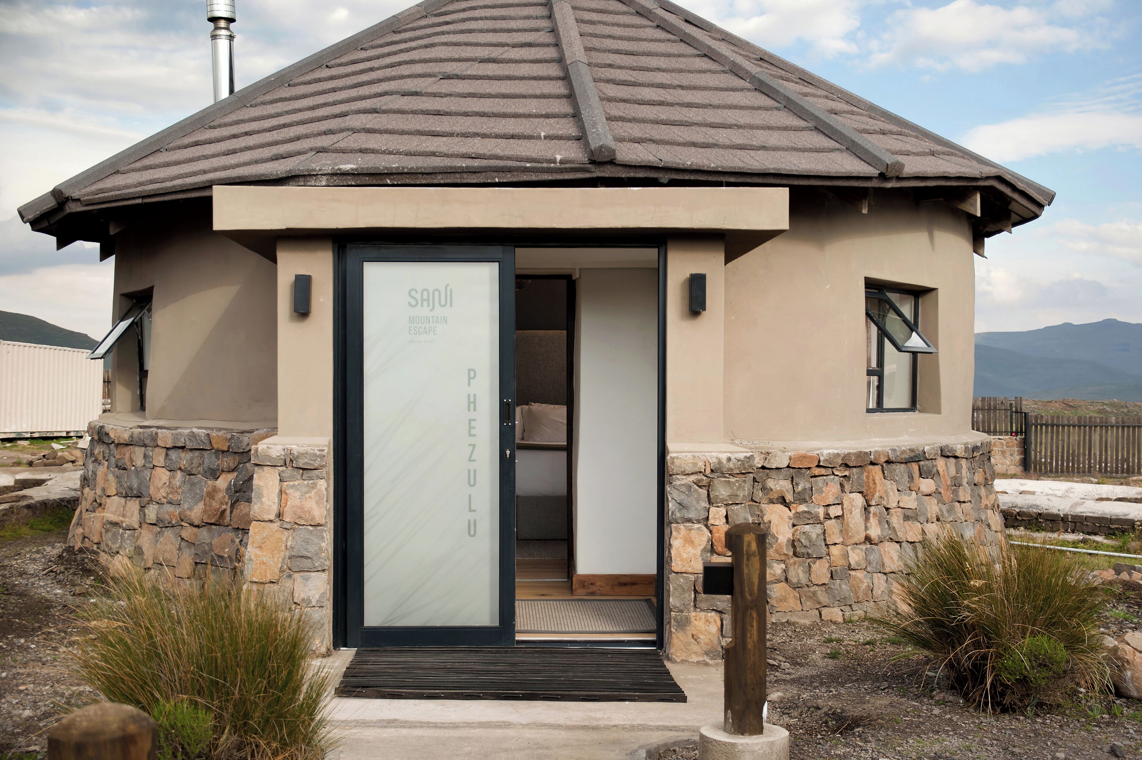 Bureau, Wi-Fi gratuit, draps fournis