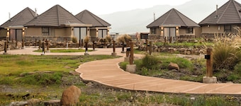 Sani Mountain Lodge