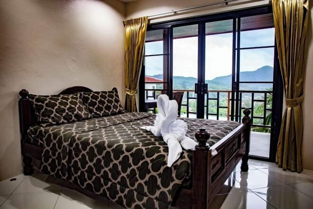 1 phòng ngủ, két bảo mật tại phòng, trang trí khác biệt