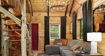 Hillside Haven - Hot Tub, Firepit, WiFi, Updated 2025 (4 mins to Natural Bridge)