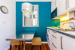 Apartment, 1 Bedroom, Balcony, City View | Private kitchen | Fridge, microwave, oven, stovetop - Spirit of Two by Lisbon Unique Apart (Lisbon)