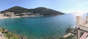 Studio (Delfin) | Uitzicht vanaf balkon