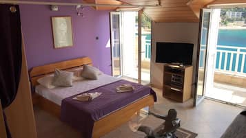 Studio (Sirena) | 1 Schlafzimmer, Schreibtisch, schallisolierte Zimmer
