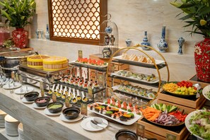 Buffet - The Oriental Jade Hotel (Hanoi)