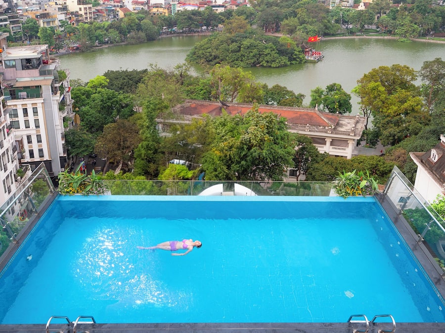 Outdoor pool, sun loungers