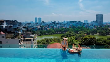 Outdoor pool, sun loungers