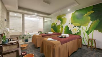 Salas de tratamientos para parejas, sauna, bañera de hidromasaje