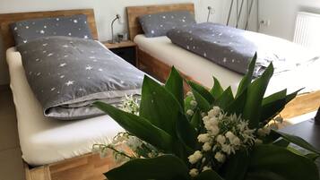 Căn hộ (1) | Chăn bông, két bảo mật tại phòng, trang trí khác biệt