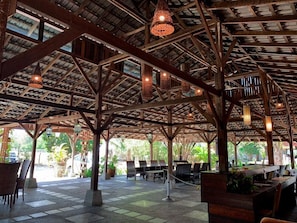 Lobby sitting area - Coconut Beach Villa Langkawi (Langkawi)