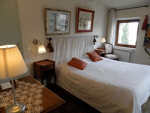 Memory-foam beds, individually decorated, individually furnished