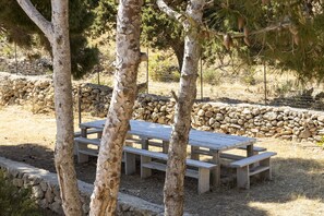 Outdoor dining - Il Borgo del Principino (Favignana)