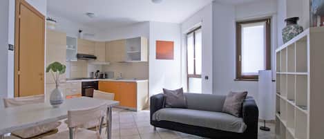 Apartment, 1 Bedroom | Living area