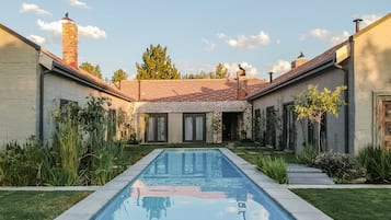 Piscine extérieure