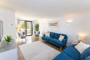 Cottage (4 Bedrooms) | Front of property - Rockpool Croyde 4 Bedrooms / Sleeps 8  (Braunton)