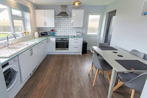 Mökki (2 Bedrooms) | Sisätilat