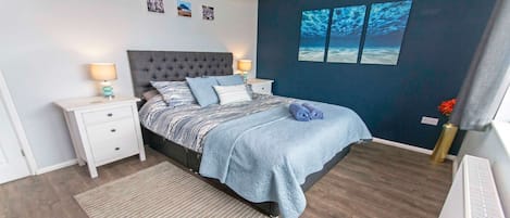 Cottage (2 Bedrooms) | Front of property