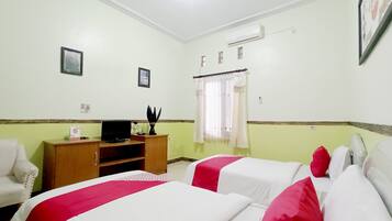 Standard Twin Room, 2 Single Beds | Free WiFi, bed sheets