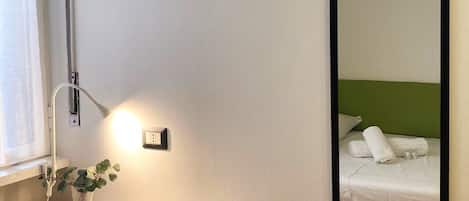 2 bedrooms, desk, free WiFi, bed sheets