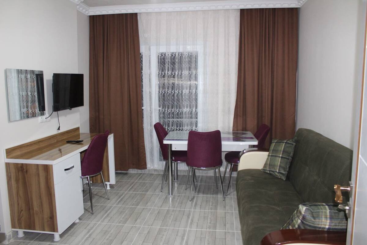 Executive Apartment, 1 Bedroom, City View | Living area