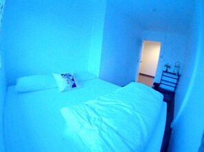 Basic-Doppelzimmer | Allergikerbettwaren, Verdunkelungsvorhänge, kostenloses WLAN, Bettwäsche