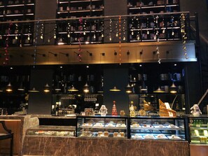 Snack bar