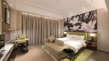 Habitación Deluxe doble | Minibar, escritorio, cortinas opacas y wifi gratis