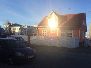 مدخل المنشأة