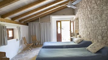 5 chambres, fer et planche Ă  repasser, Wi-Fi, draps fournis
