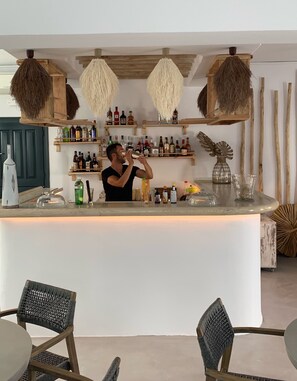 Bar (in der Unterkunft)