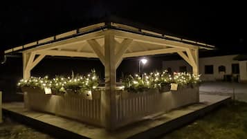 Area banquet outdoor