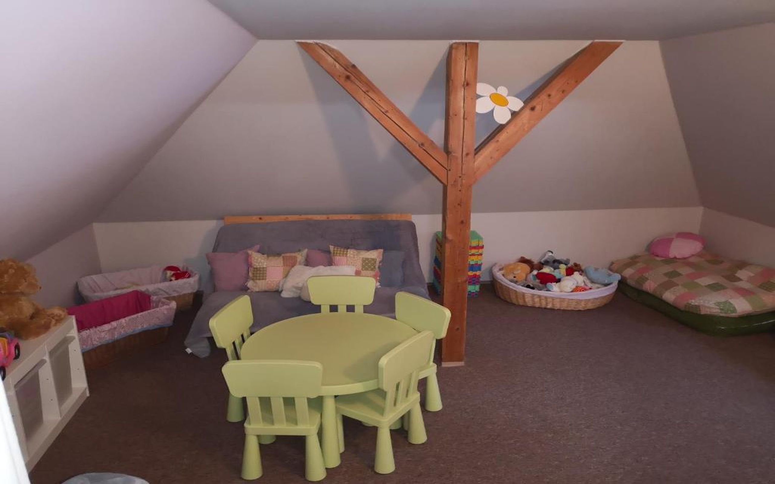 Children’s play area – indoor
